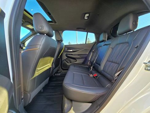 New 2026 Buick Envista Avenir FWD image 14