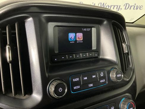 Used 2017 Chevrolet Colorado W/T w/ WT Convenience Package RWD image 21