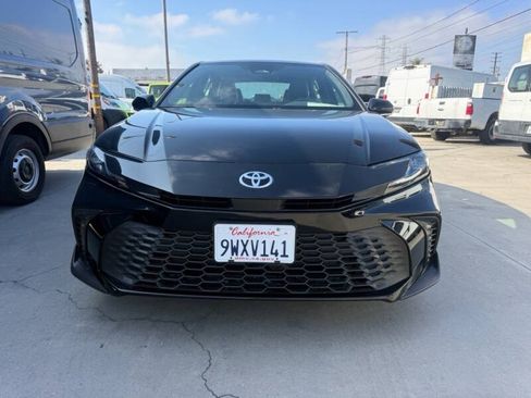 Used 2026 Toyota Camry SE FWD image 2