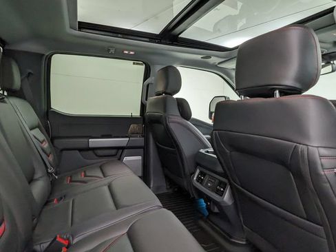 New 2026 Ford F250 Lariat w/ Black Appearance Package AWD/4WD image 39