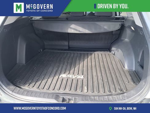 Used 2024 Toyota RAV4 LE image 5