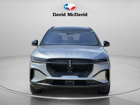 New 2025 Lincoln Nautilus Reserve w/ Jet Appearance Package image 9