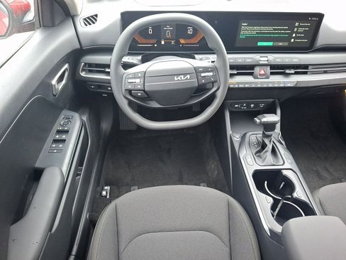 New 2026 Kia K4 FWD image 7