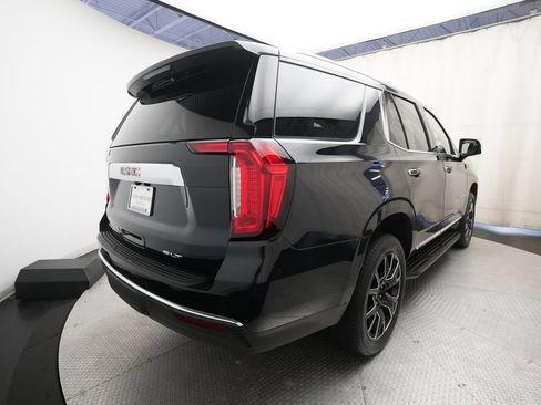 Used 2024 GMC Yukon SLT w/ SLT Luxury Package AWD/4WD image 13