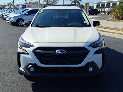 Certified 2025 Subaru Outback Premium image 8