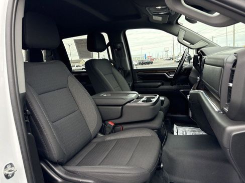 Used 2024 GMC Sierra 3500 SLE w/ SLE Value Package image 24