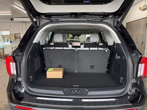 New 2026 Ford Explorer Platinum AWD/4WD image 23