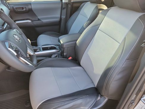 Used 2023 Toyota Tacoma SR5 image 13