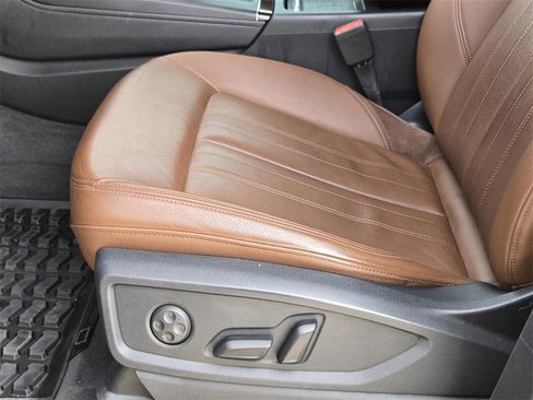 Used 2019 Audi Q5 2.0T Premium Plus w/ Premium Plus Package image 26