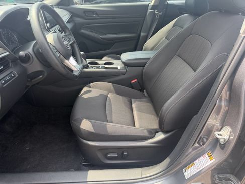 Used 2026 Nissan Altima 2.5 SV FWD image 27