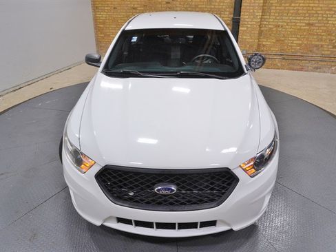 Used 2015 Ford Taurus Police Interceptor image 5