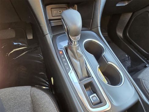 Used 2023 Chevrolet Equinox LT image 15