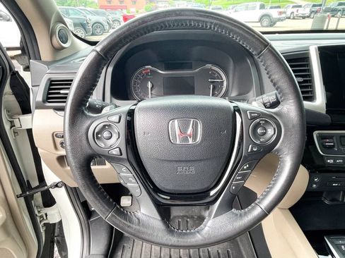 Used 2018 Honda Pilot Elite image 11