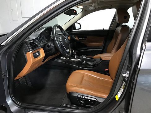 Used 2014 BMW 328i 4dr Sdn 328i RWD image 10