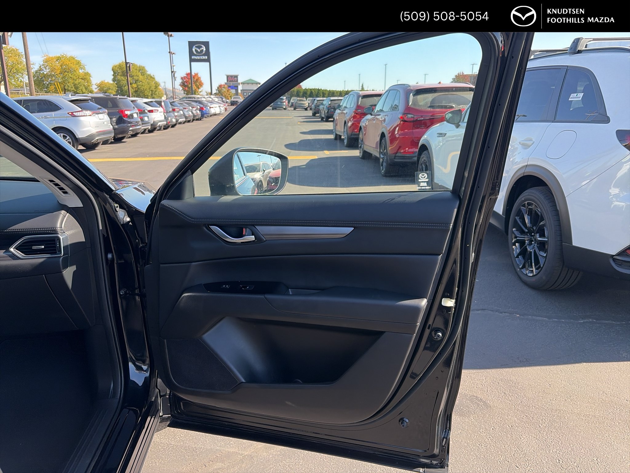 Used 2025 MAZDA CX-5 AWD 2.5 S w/ Select Package image 17