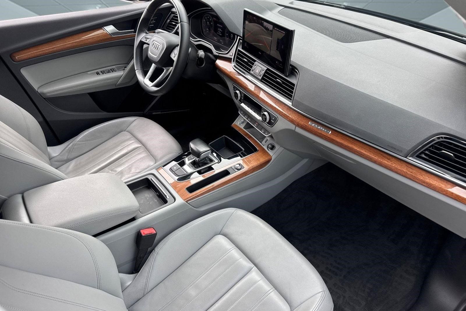 Used 2022 Audi Q5 2.0T Premium Plus w/ Premium Plus Package AWD/4WD image 34