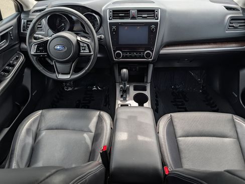 Used 2018 Subaru Outback 2.5i Limited image 10