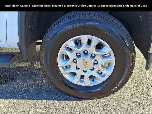 Used 2023 Chevrolet Silverado 3500 LT w/ Snow Plow Prep/Camper Package image 14