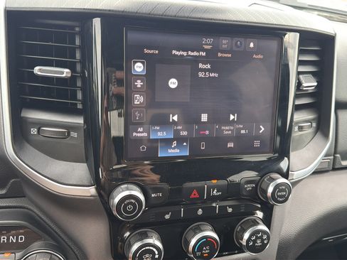 Used 2025 RAM 1500 Big Horn AWD/4WD image 24