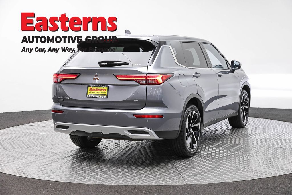 Used 2024 Mitsubishi Outlander SE AWD/4WD image 7