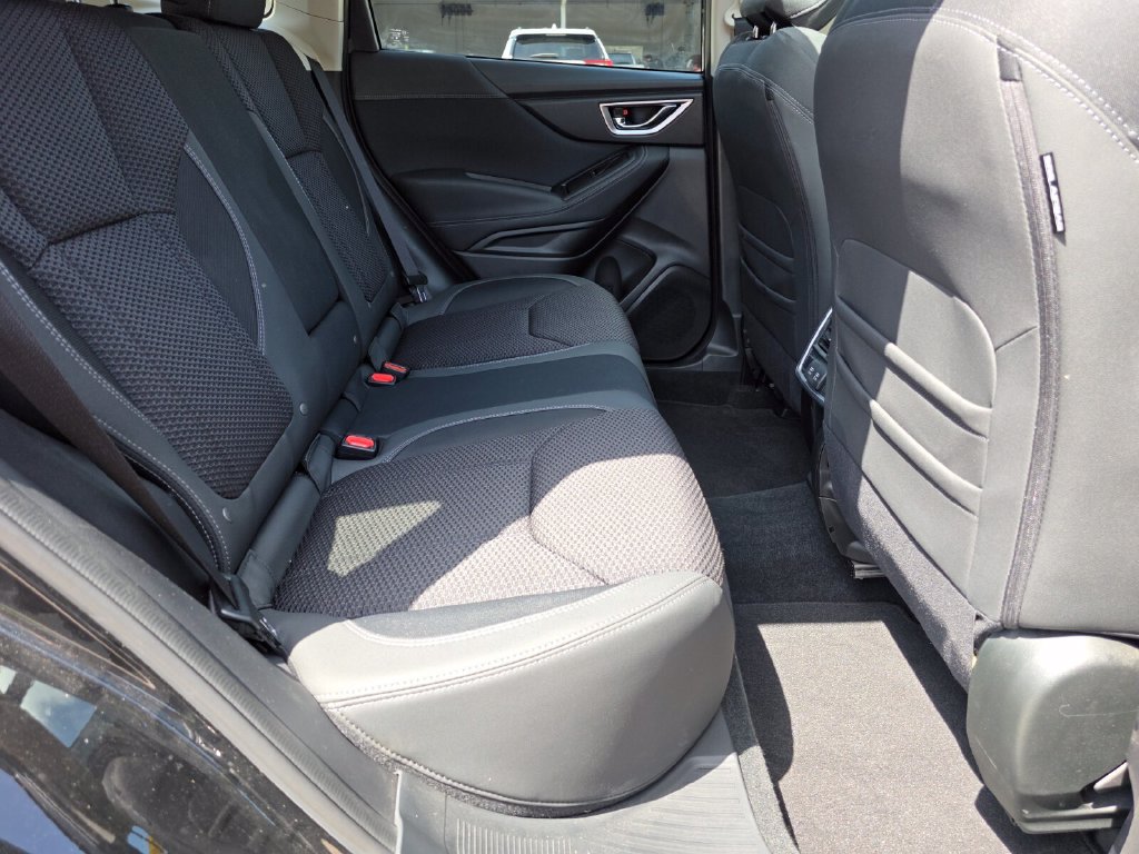 Used 2024 Subaru Forester Premium AWD/4WD image 17