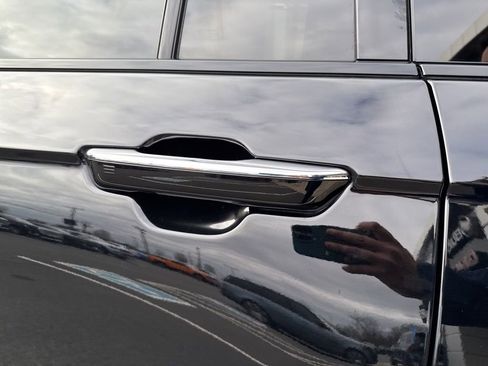 Used 2021 Jeep Grand Cherokee L Overland w/ Luxury Tech Group IV image 13