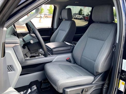 Used 2024 Ford F150 Lightning Flash AWD/4WD image 23