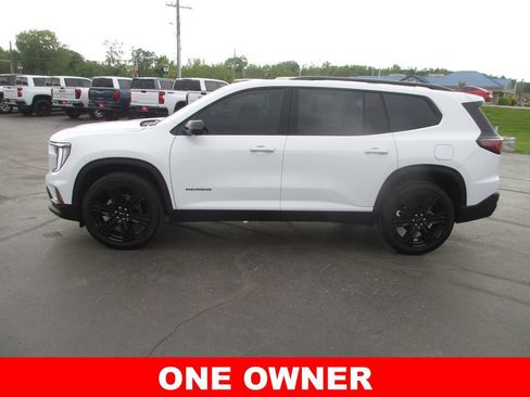 Used 2026 GMC Acadia Elevation w/ Black Edition AWD/4WD image 11