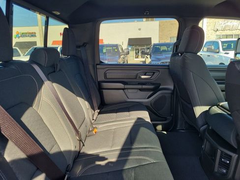 New 2026 RAM 1500 Express AWD/4WD image 28