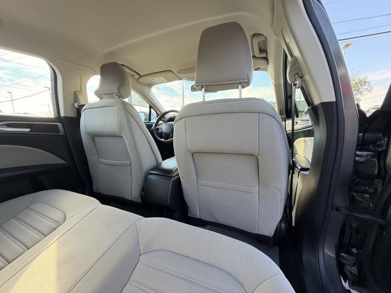 Used 2019 Ford Fusion S FWD image 13