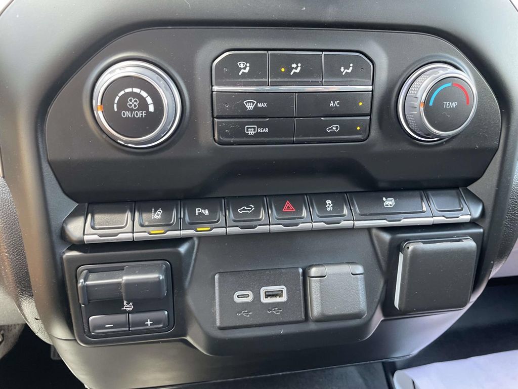 Used 2024 Chevrolet Silverado 2500 Custom w/ Custom Value Package AWD/4WD image 28