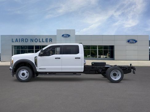 New 2026 Ford F550 4x4 Crew Cab Super Duty image 3