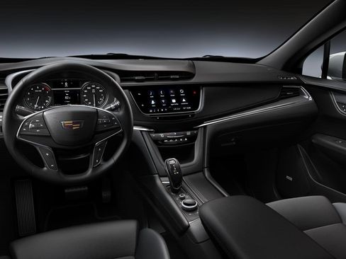 New 2025 Cadillac XT5 Luxury image 41