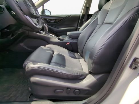 Used 2022 Subaru Outback Limited w/ Popular Package #2 image 11