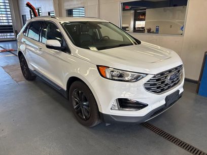 Used 2020 Ford Edge SEL w/ Convenience Package