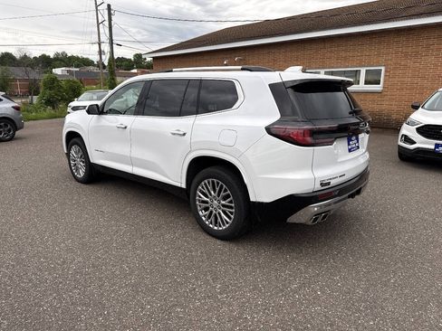 Used 2024 GMC Acadia Denali w/ LPO, Floor Liner Package AWD/4WD image 6