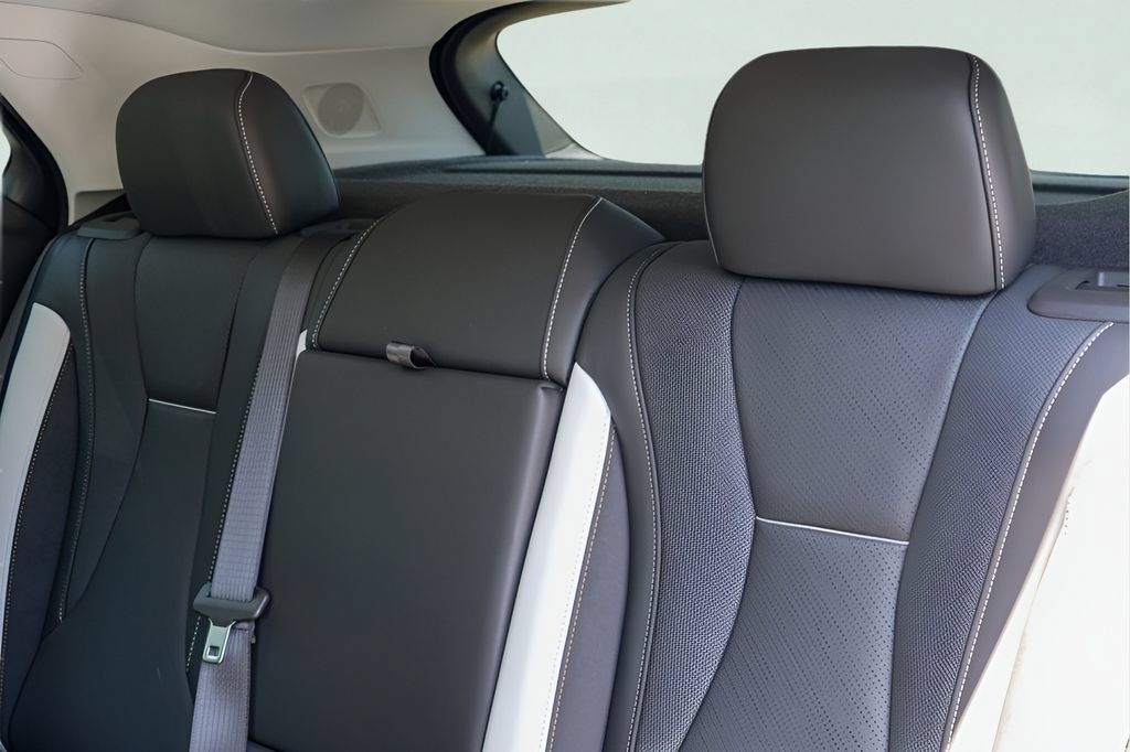 New 2026 Buick Envision Sport Touring AWD/4WD image 21