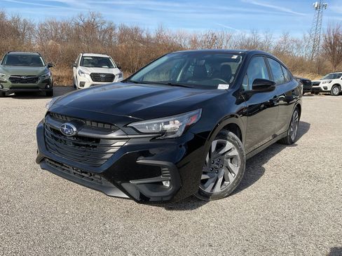 Used 2025 Subaru Legacy Limited image 1