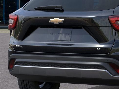New 2026 Chevrolet Trax LT image 14