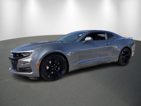 Used 2019 Chevrolet Camaro SS image 3