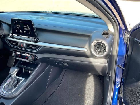 Used 2019 Kia Forte LXS image 16