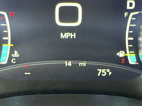 New 2026 Chrysler Pacifica Select image 30