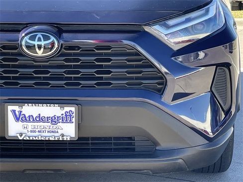 Used 2023 Toyota RAV4 XLE image 8