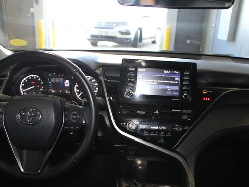 Used 2024 Toyota Camry SE AWD/4WD image 22