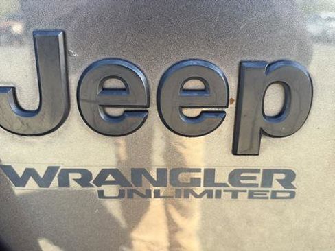 Used 2020 Jeep Wrangler Unlimited Sport AWD/4WD image 12