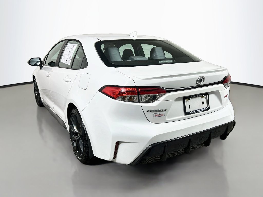 Used 2026 Toyota Corolla SE FWD image 5