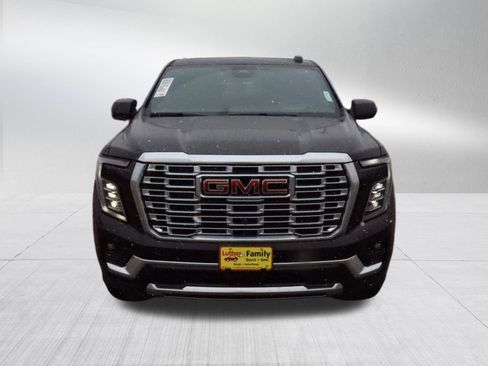 New 2026 GMC Yukon XL Denali w/ Denali Reserve Package image 2