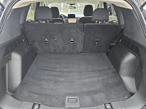 Used 2021 Ford Escape SE FWD image 12