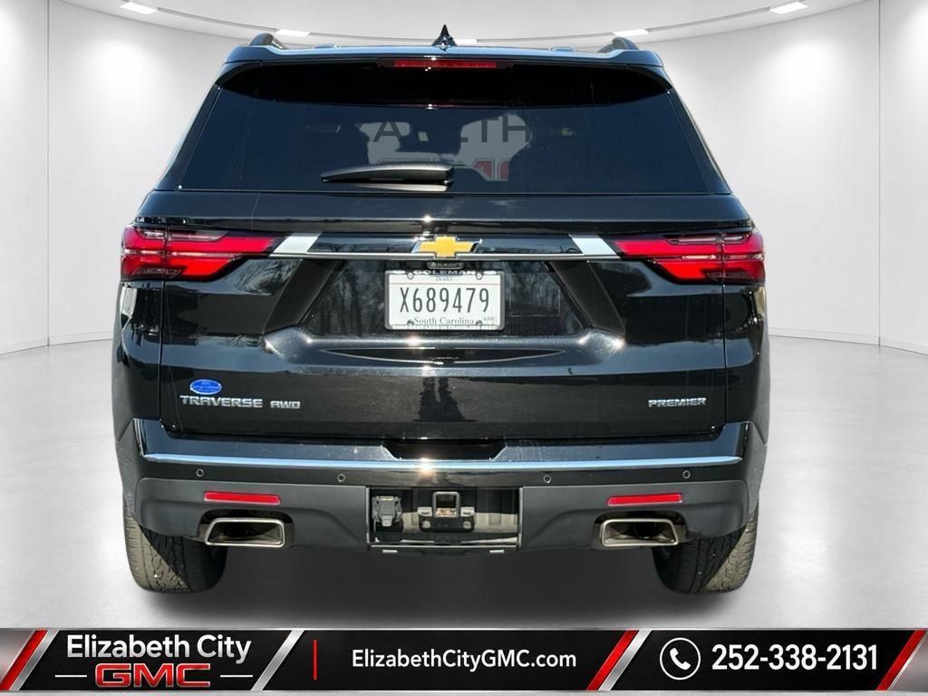 Used 2023 Chevrolet Traverse Premier AWD/4WD image 6