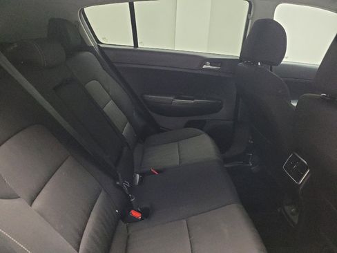 Used 2021 Kia Sportage LX AWD/4WD image 19